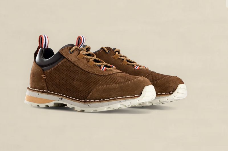V-BOND SUEDE SNEAKERS 630 Brown